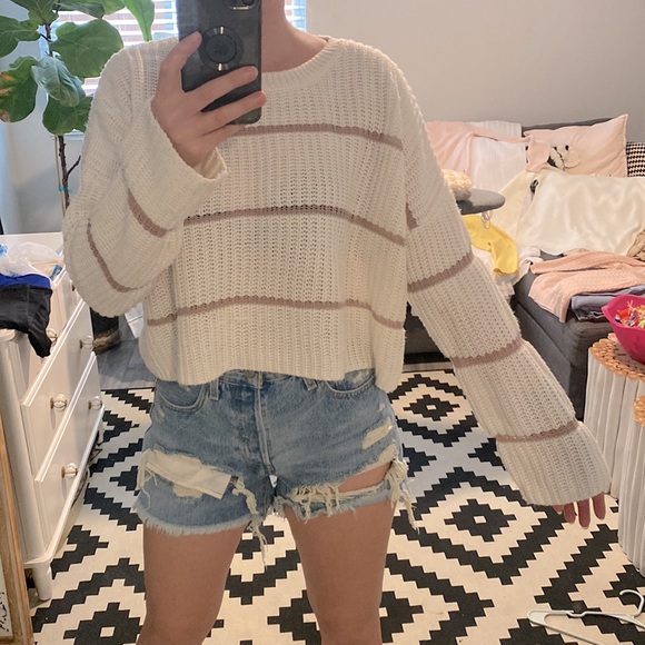 Oversized white stripes sweater - Picture 5 of 8